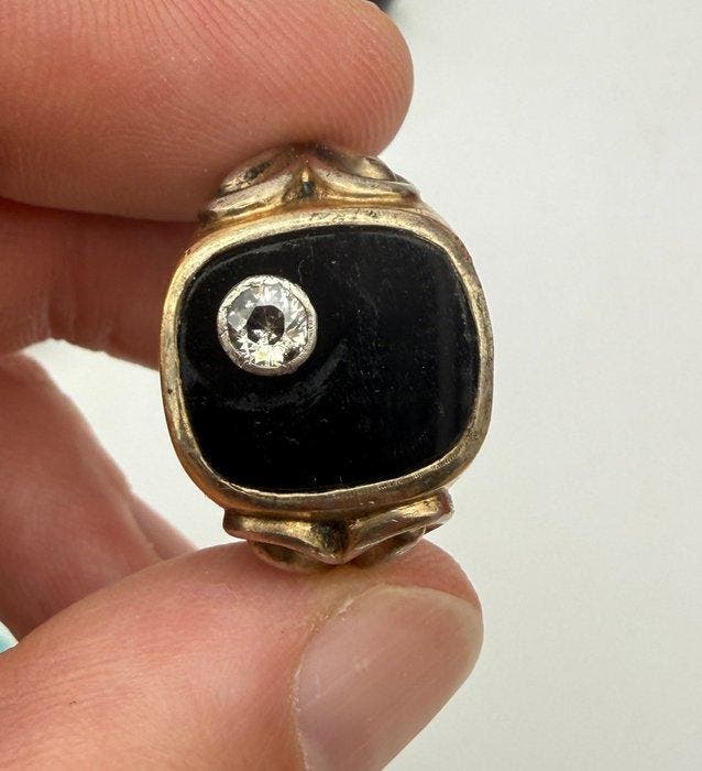 Chevalière - 18 carats Or jaune Onyx - Diamant - Or 750,, Handtassen en Accessoires, Antieke sieraden