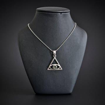 MOLDAVITE. Hanger Oog van de Voorzienigheid met bijpassende