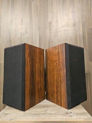 Bower & Wilkins - DM110i / 2-Way Bass-Reflex Stand-Mount