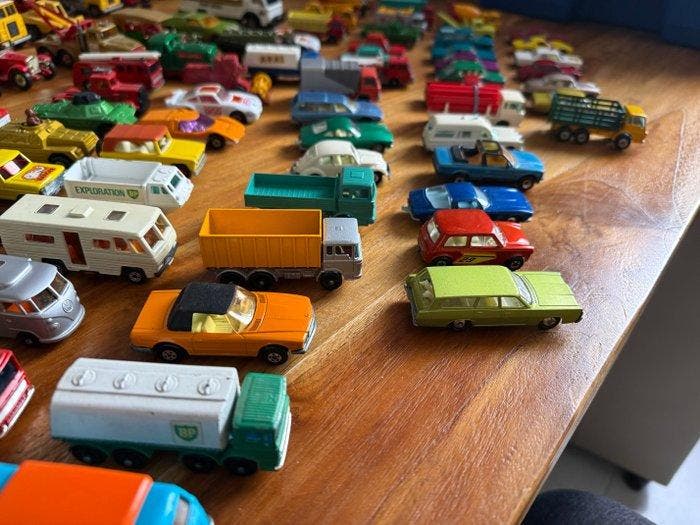 Matchbox - Modelauto (122) - Assortiment van kleine, Hobby en Vrije tijd, Modelauto's | 1:5 tot 1:12