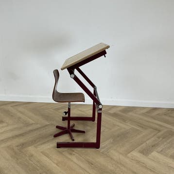 complete set 10x schooltekentafel en 10x stoel , beuken -