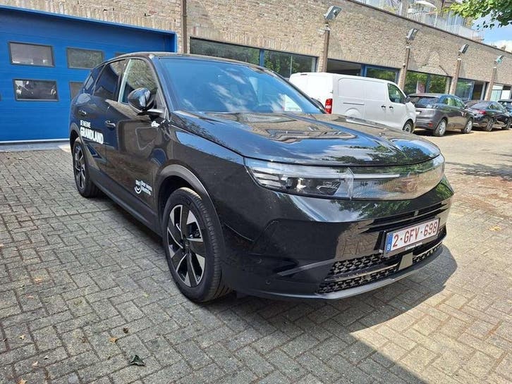 Opel Grandland, Autos, Opel