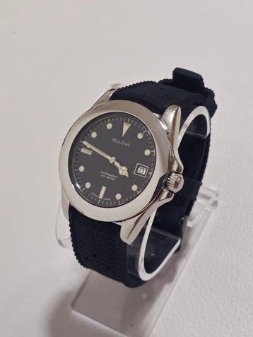 Bulova - Rare Explorer Style - Swiss Made NOS - Sans prix de, Nieuw