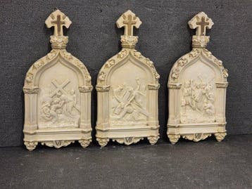 Objets religieux et spirituels (3) - Gypse céramique -