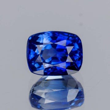1 pcs Blauw Saffier - 1.05 ct - nternational Colored