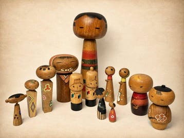 13 vintage Japanse Kokeshi-poppen – Mingei volkskunst –