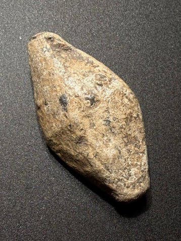 Grec ancien, hellénistique Plomb Rare, signé EPM, fronde