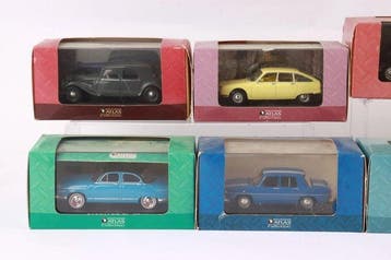 Dinky Toys (Atlas) - Speelgoed 8 Die Cast Éditions Atlas, Nieuw