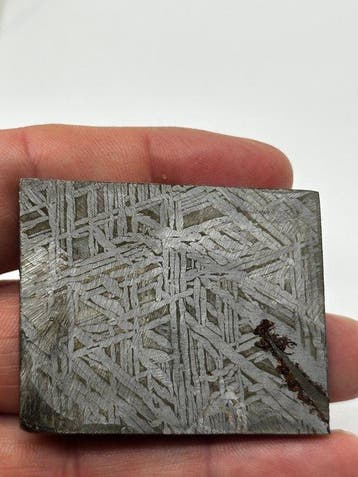 Aletai meteoriet +++GEEN RESERVE+++ - 46.58 g, Verzamelen, Mineralen en Fossielen