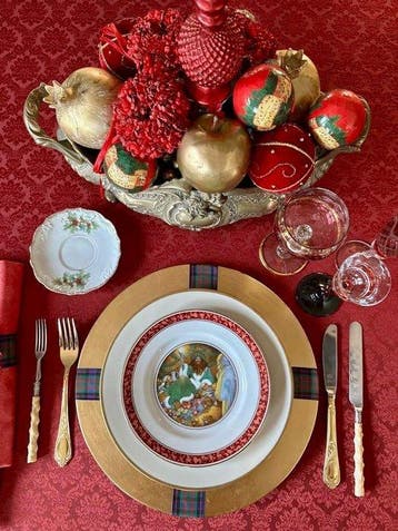 Jacquard-damast tafelkleed in intens rood voor ruime tafels,