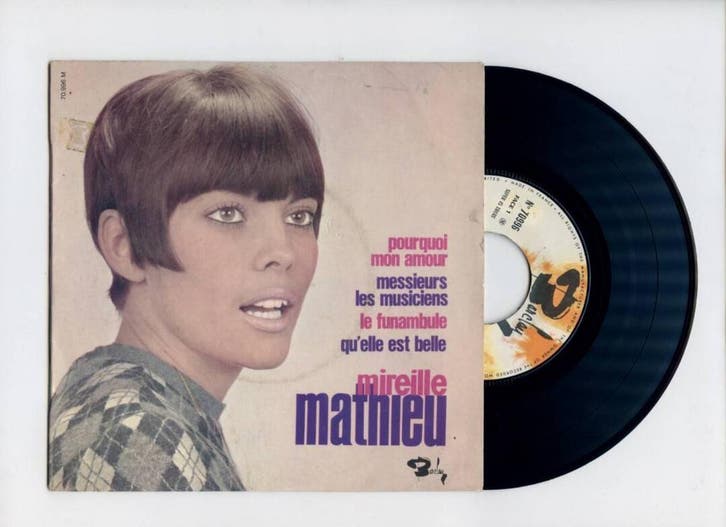 Mireille Mathieu – QuElle Est Belle (EP) (1-7-Vinyl-Single, Cd's en Dvd's, Vinyl Singles, Ophalen of Verzenden