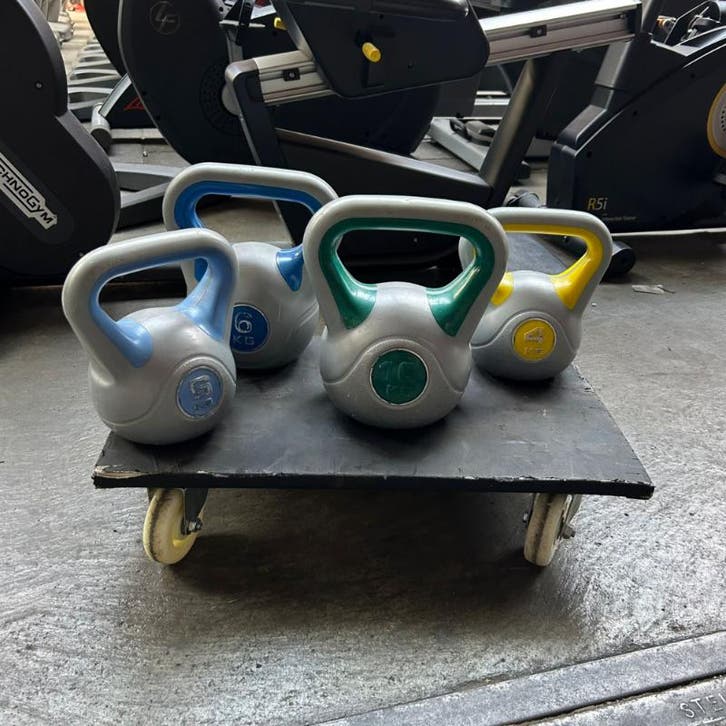 Kettleball Set - 4-6-10 Kg, Sports & Fitness, Appareils de fitness, Enlèvement ou Envoi