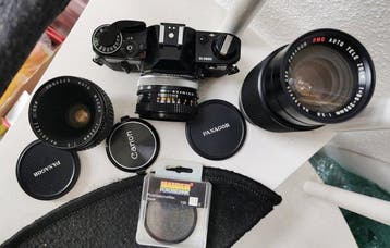 Canon AE-1 Black Finish 35mm SLR - Canon FD 50mm f/1.8 S.C., TV, Hi-fi & Vidéo
