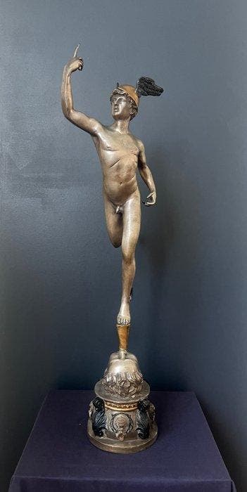 Sculpture, Mercurius die op de windgod Zephyr staat - naar, Antiquités & Art