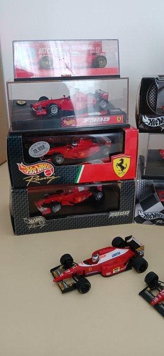Minichamps, Bburago, Hot Wheels 1:43 - Model raceauto (23) -, Nieuw