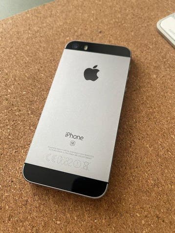 Apple iPhone SE - Mobiele telefoon (1) - 64GB / in originele