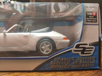 Maisto 1:18 - Model cabriolet - Porsche 911 Carrera