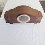 Horloges de table/bureau - Urgos (Schwenningen). - bois,