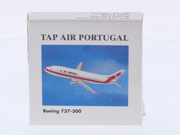 Schaal 1:500 Herpa 500319 TAP Air Portugal Boeing 737-300..., Hobby en Vrije tijd, Ophalen of Verzenden, Zo goed als nieuw