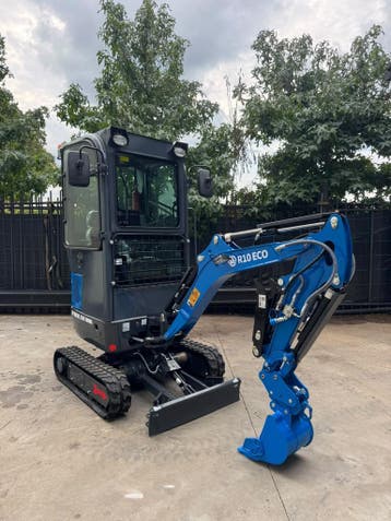 Rippa R10 Kubota minigraver MET CABINE | 3 bakken + garantie, Ophalen, Graafmachine