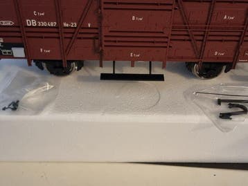 Hübner 1 - 2247-2-4-4B - Model treinwagon (1) - Inclusief, Hobby & Loisirs créatifs