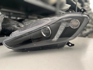 MASERATI GRANTURISMO M145 LIFT XENON+LED KOPLAMP LINKS, Verzenden