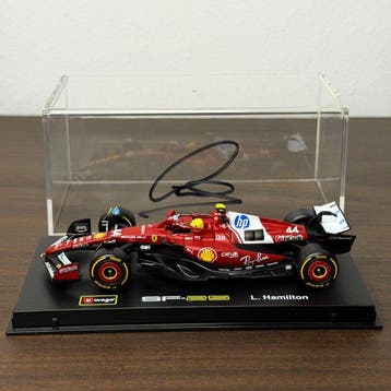 Ferrari - Lewis Hamilton - 2025 - Modellino SF25 schaal 1:43, Nieuw