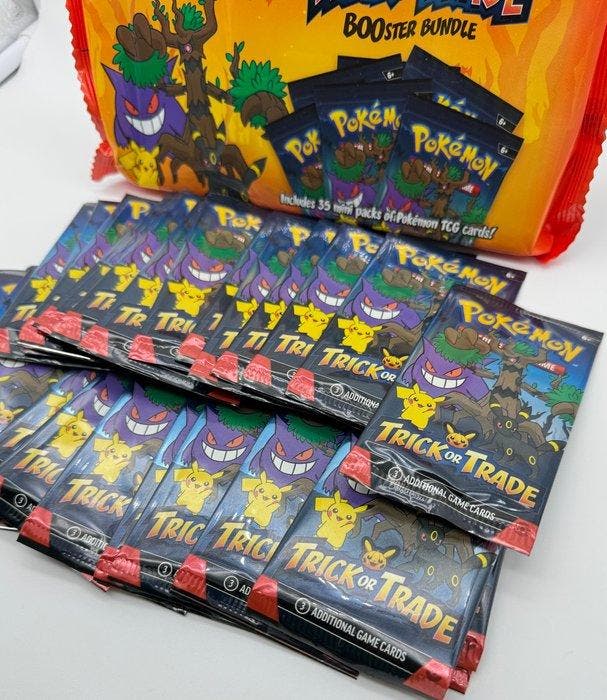 Pokémon Booster pack - Lot of x30 Pokemon Sealed Booster, Hobby en Vrije tijd, Verzamelkaartspellen | Pokémon