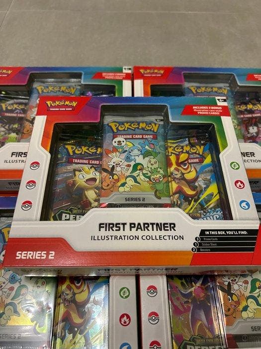 Pokémon - 5 Box - First Partner series 2 illustration, Hobby en Vrije tijd, Verzamelkaartspellen | Pokémon