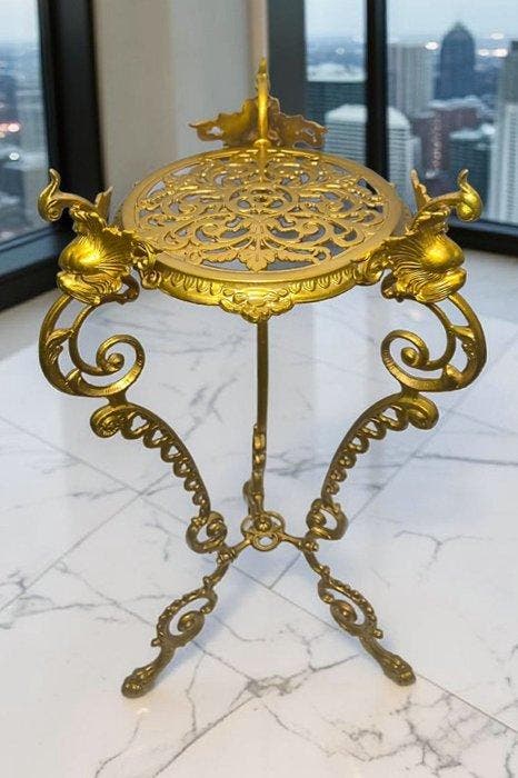 Table - Table parisienne élégante / Porte-plantes - 60 cm -, Antiek en Kunst, Curiosa en Brocante