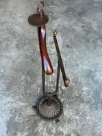 Dressboy - Hout, Messing - Stille servomotor in messing