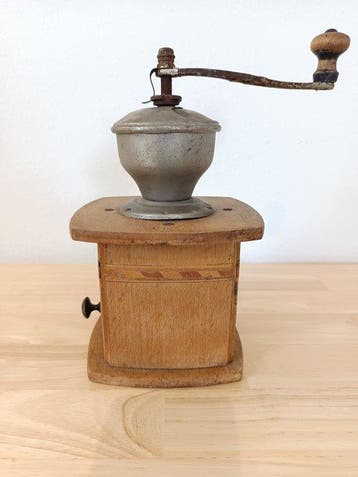 Stella - Koffiemolen - Hout, Metaal - met INLAYS