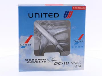 Schaal 1:500  AeroClassics - AC5014A United DC-10-10 DC..., Ophalen of Verzenden, Gebruikt