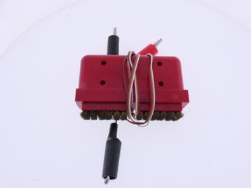 Schaal H0-G Kadee 843 Speedi Loco Driver Cleaner - DC/DCC..., Ophalen of Verzenden, Locomotief
