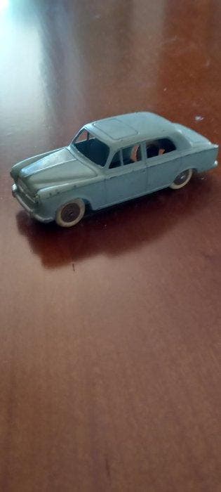 Dinky Toys 24 B - Model sedan - Berline 403 peugeot -, Nieuw