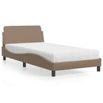 vidaXL Bed met matras Dover kunstleer cappuccinokleurig, Huis en Inrichting, Slaapkamer | Bedden, Verzenden, Nieuw