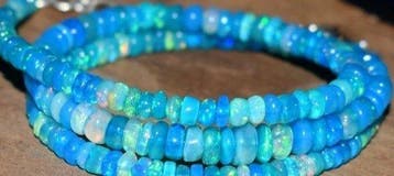 Natuurlijke opaalketting AAA+ blauw, 37 karaat- 9 g - (1)