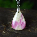 Hanger met robijn op natuurlijke kwarts – Druppelvormige