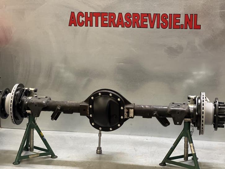 Iveco dubbellucht achteras handrem op klauw,, Auto-onderdelen, Remmen en Aandrijving, Gereviseerd, Universele onderdelen, Verzenden