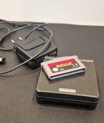 Nintendo - Gameboy Advance SP - Nintendo Game Boy Advance SP