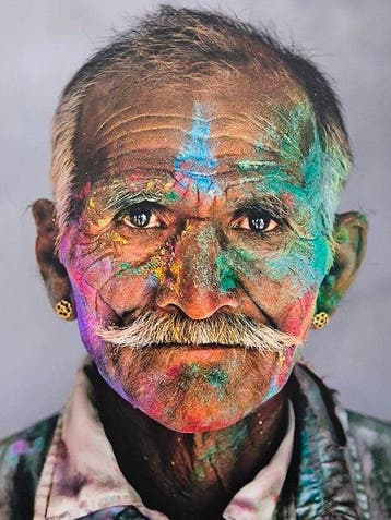 Steve McCurry (1950–) - Man covered in powder in Rajasthan.