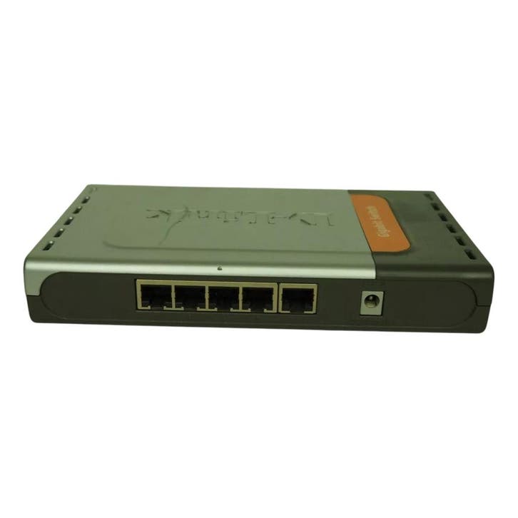 D-Link DGS-1005D, Informatique & Logiciels, Commutateurs réseau, Enlèvement ou Envoi