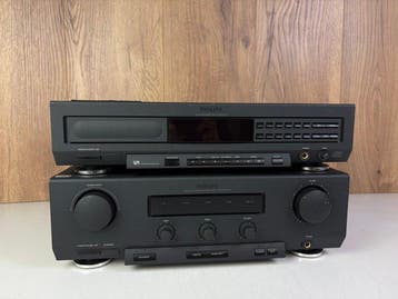 Philips - FA910 Amplifier - CD910 CD Player - 900 Series