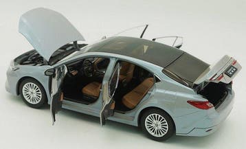 Guangzhou Hendee 1:18 - Modelauto - Toyota Camry 9th, Hobby en Vrije tijd, Nieuw