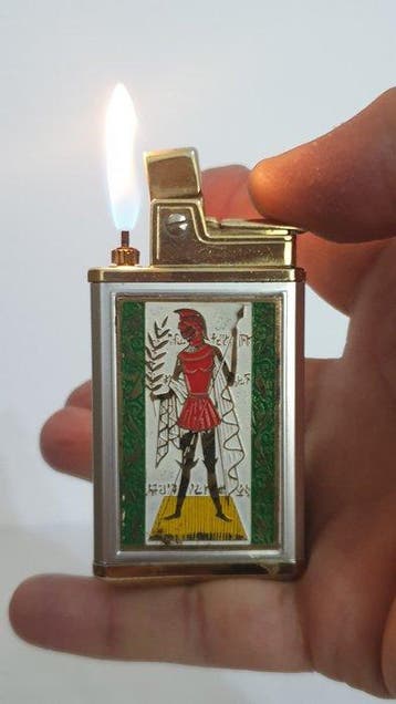 Royal Musical Lighter - Zonder minimumprijs - Zakaansteker -, Nieuw