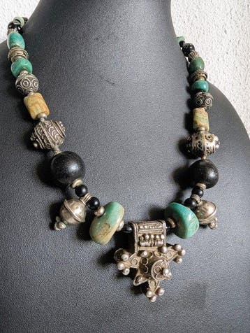 Zilver, Amazoniet, glazen kralen - Ketting met hanger -, Antiek en Kunst