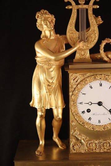 Antieke - vuurvergulde Empire pendule - Brons - 1800-1850, Antiek en Kunst