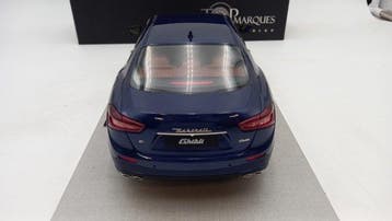 Top Marques 1:18 - Modelauto - Maserati Ghibli - (cod.D36), Nieuw