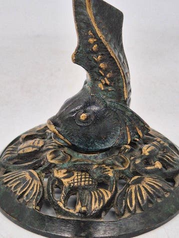 Antik anmutender Kerzenständer – Bronze / Messing in, Antiek en Kunst