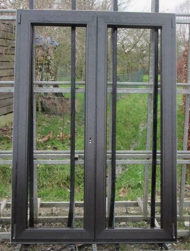pvc raam , chassis van 123 x 177  donkere eik, Doe-het-zelf en Bouw, Raamkozijnen en Schuifdeuren, Inclusief glas, Nieuw, Kunststof